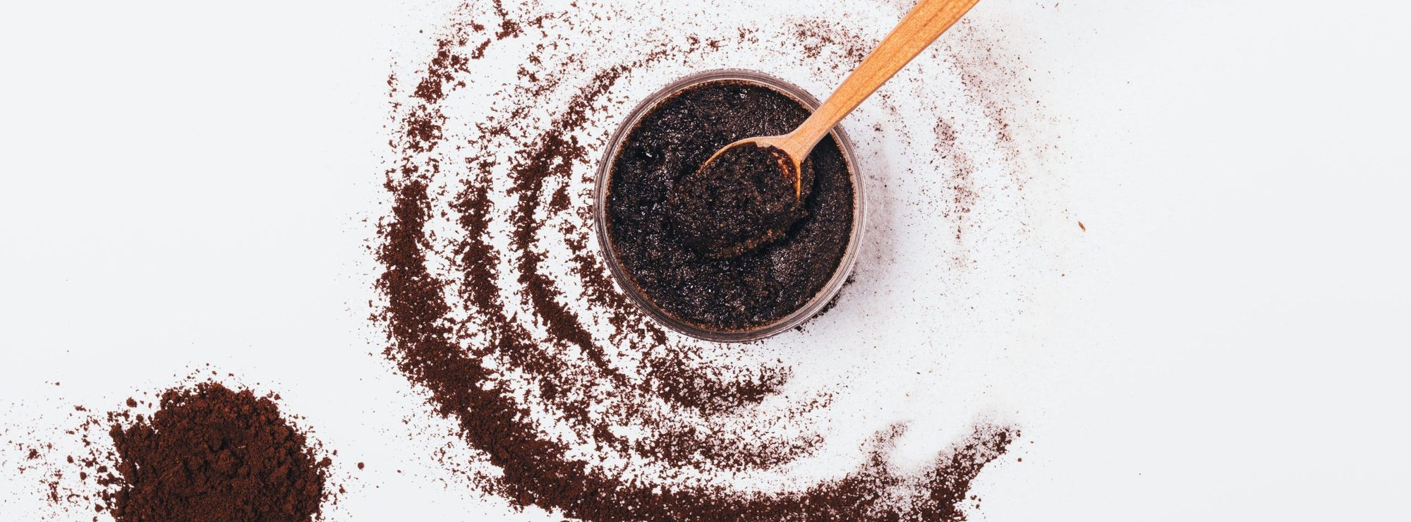 From Scrubs to Face Masks: The Beauty Benefits of Coffee