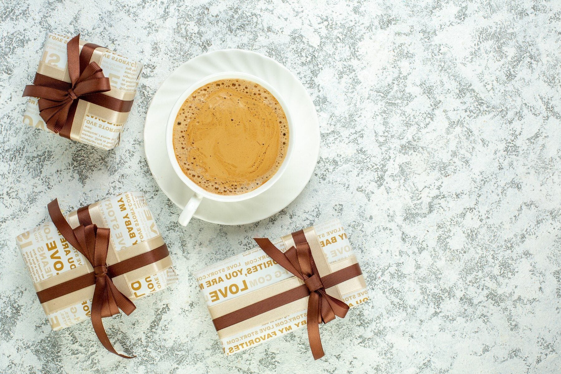 Saltwinds Gift Guide: For Your Coffee Loving Family member